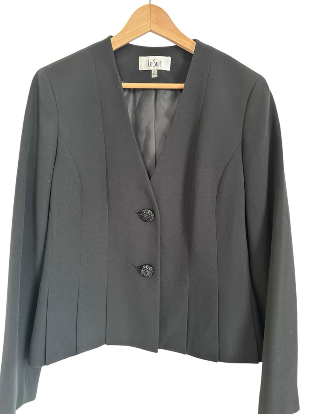 Le Suit Women's Black V-Neck Tailored Jacket and matching skirt.